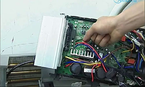 平罗美的空调电话是多少